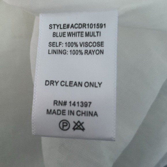 NWT Astr Viona Floral Off the Shoulders Tiered Maxi Size 1X - Picture 9 of 13